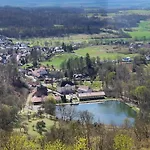 Zum Alten Cafe Apartmán Neustadt