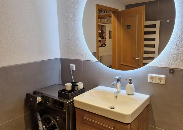 Zum Alten Cafe Appartement *